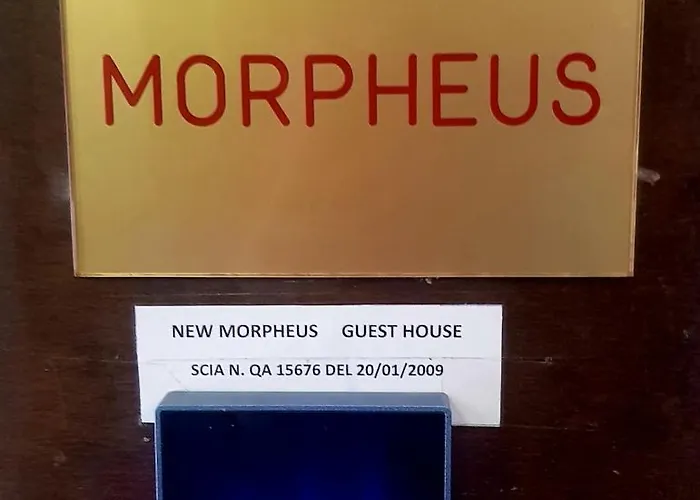 New Morpheus Oda ve Kahvaltı 4*